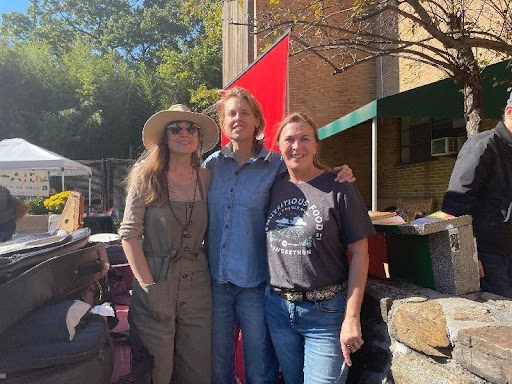 Bronx Farmers’ Market Unites Community for an Afternoon of Free Music, and Locally Sourced Food Bronx Farmers’ Market Unites Community for an Afternoon of Free Music, and Locally Sourced Food